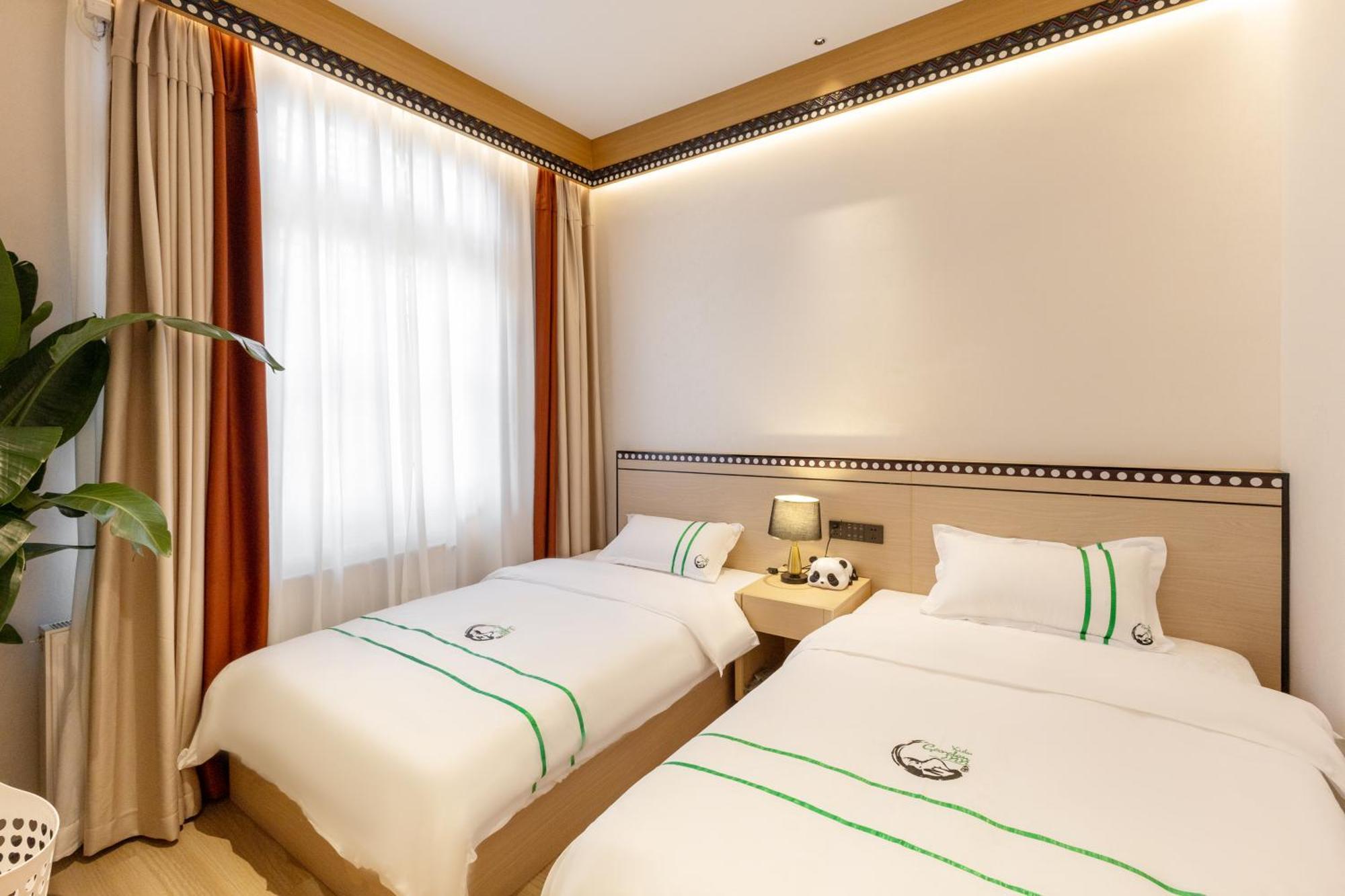 Xishu Garden Inn - Travel Agency Service - Car Rent Service - English Speaking Chengdú Exterior foto